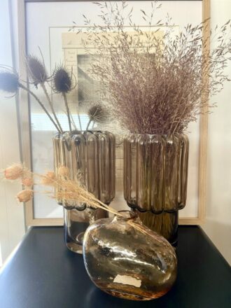 Idée cadeau fête des mères : le joli vase design pour accueillir de jolies fleurs ! C'est chez Effets de matière à Cholet.